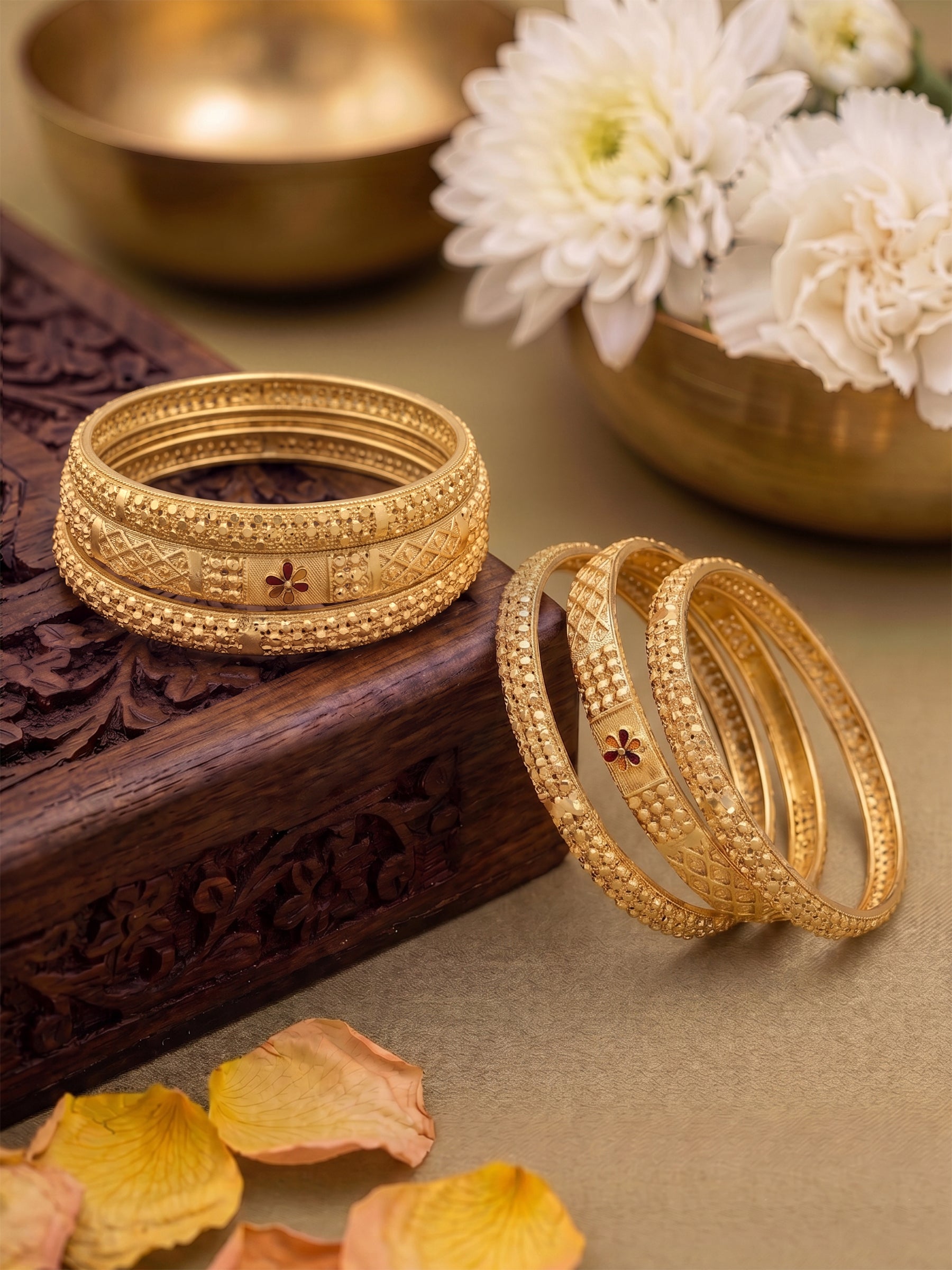 Apsara Texture, Red Flower Grid Gold Set Of 6 Women's 2/4, 2/6, 2/8 Bangles