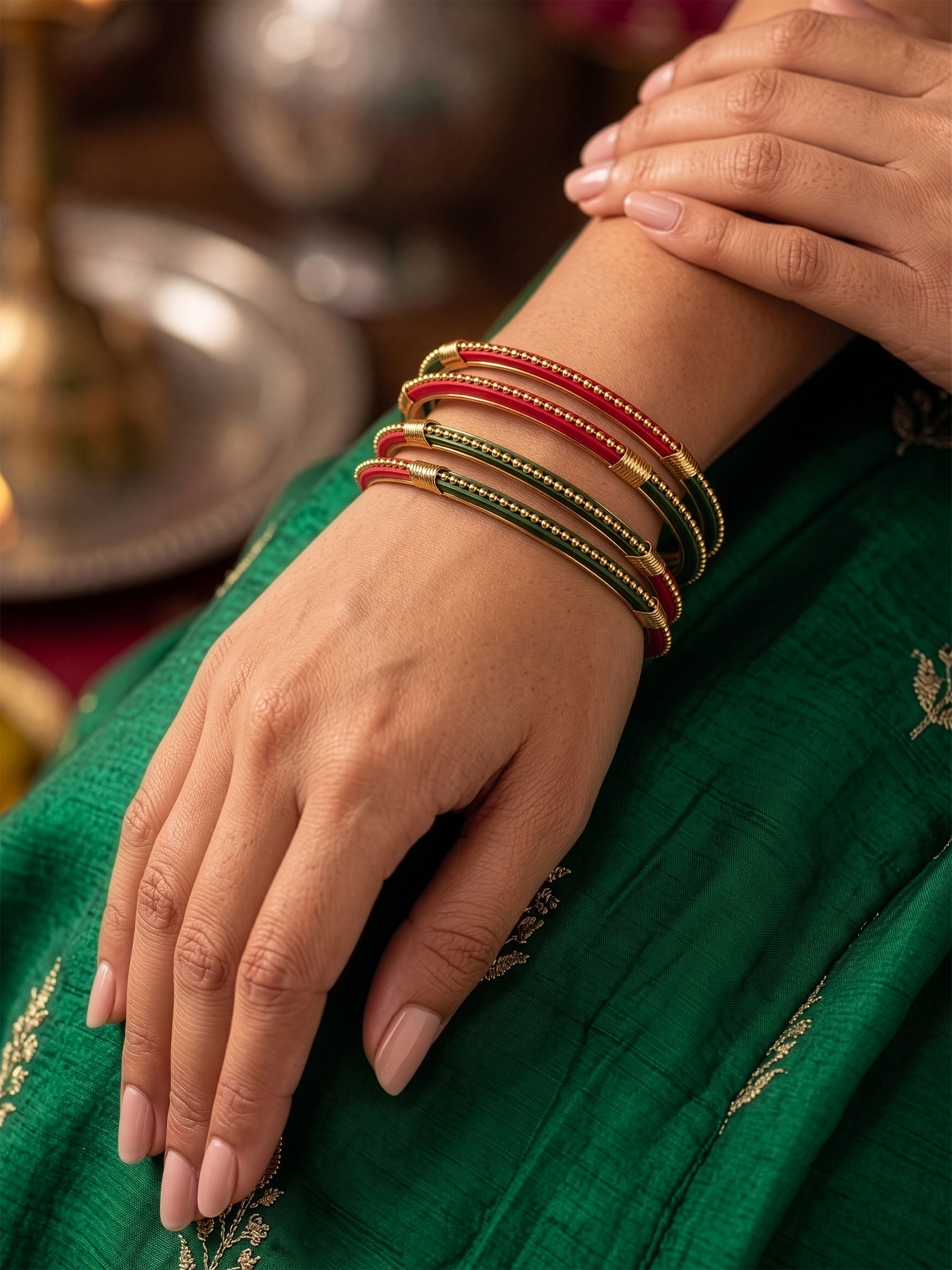 Jeevika Red-Green Multicolour Gold Set Of 4 Women's 2/4, 2/6, 2/8 Bangles