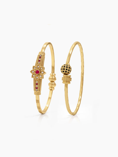 Mihika Textured Black Round, Floral Bar Diamond Gold Set Of 4 Women's 2/4, 2/6, 2/8 Cuff Bangles